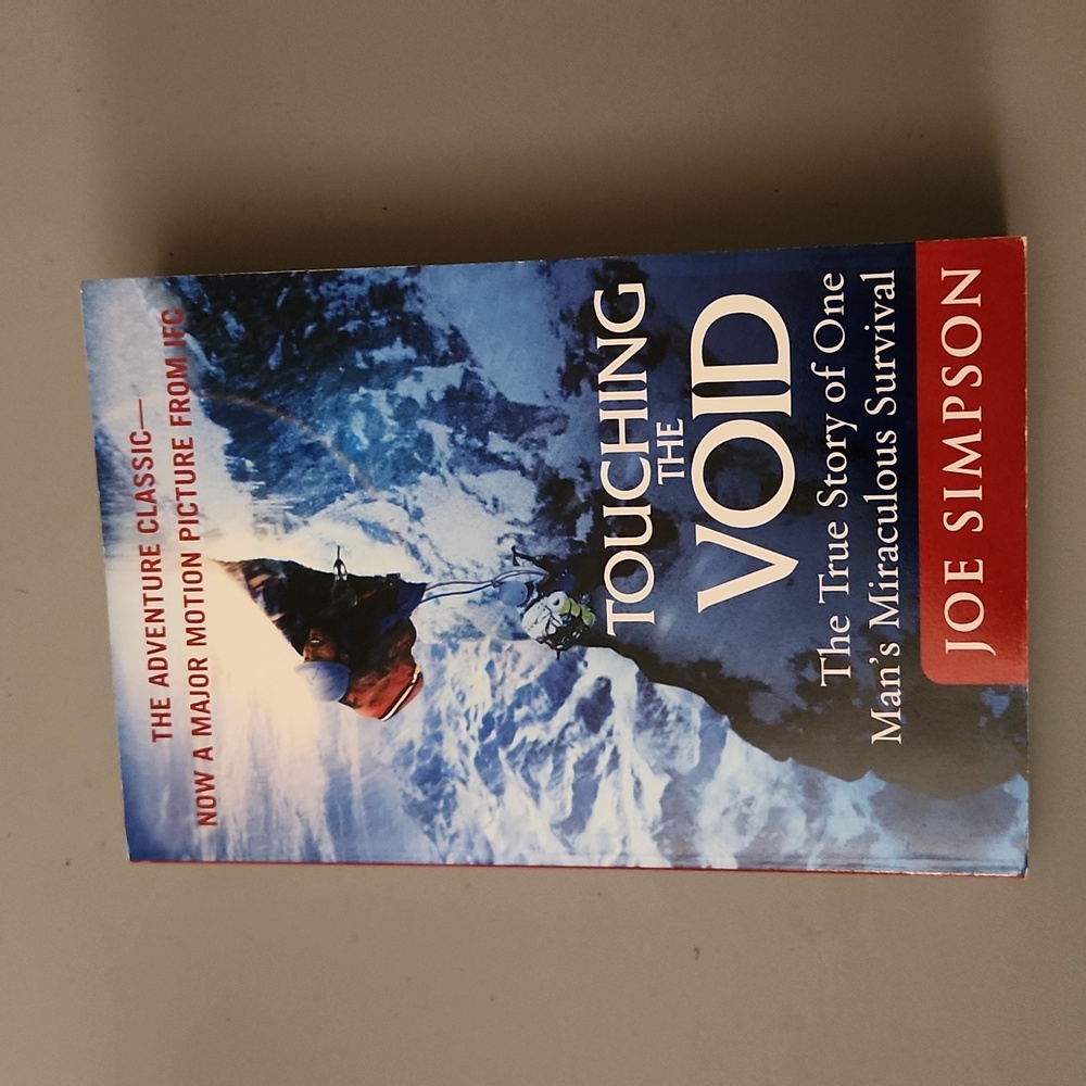 Book Touching the Void by Joe Simpson / bundle requirement